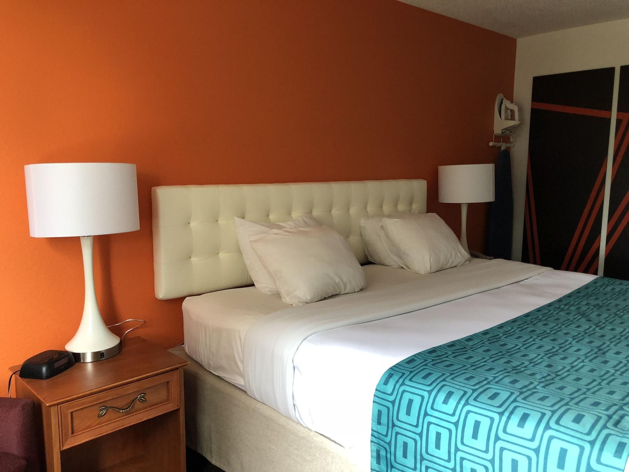 Howard Johnson By Wyndham Airport Louisville Exterior foto