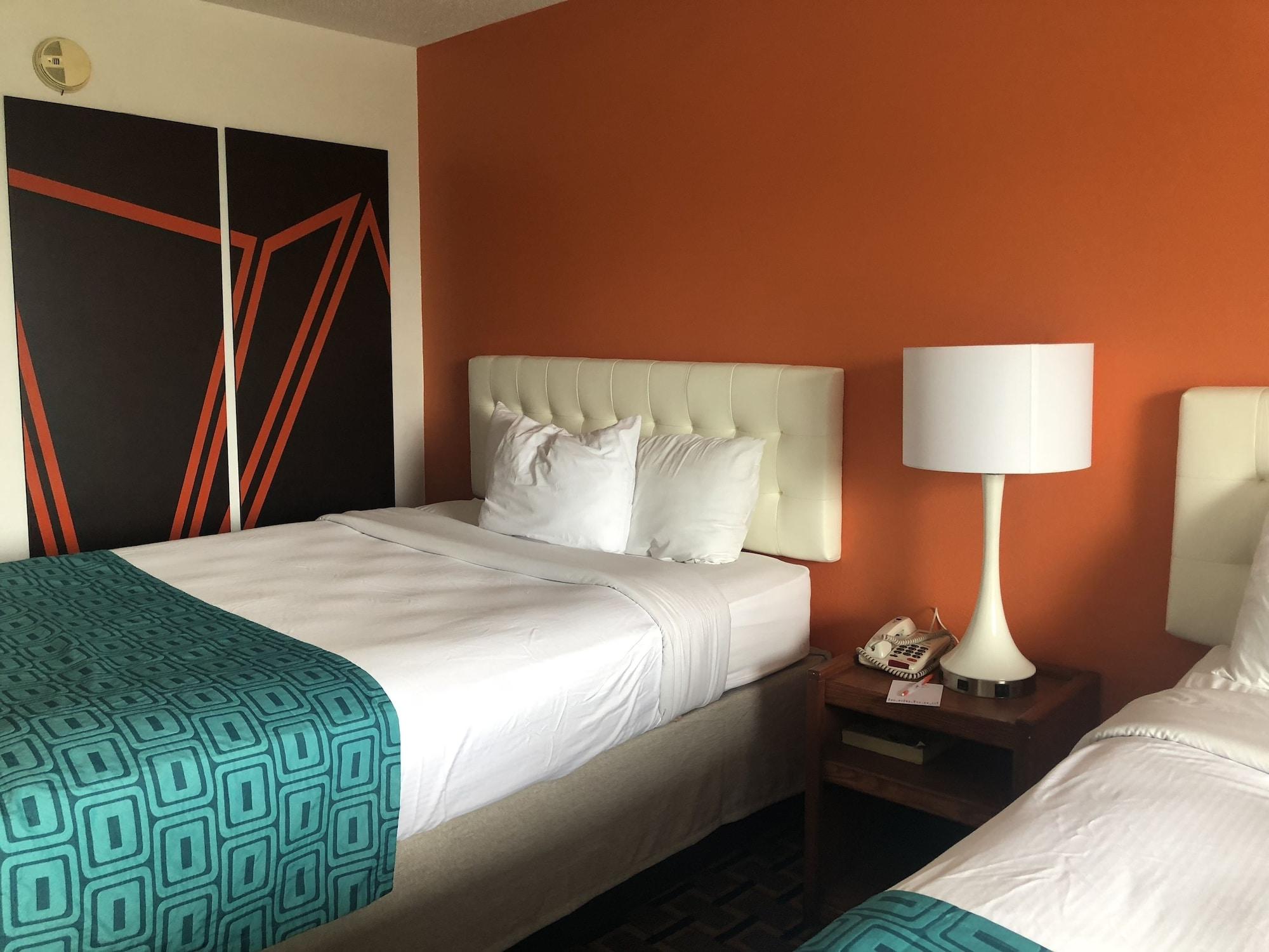 Howard Johnson By Wyndham Airport Louisville Exterior foto